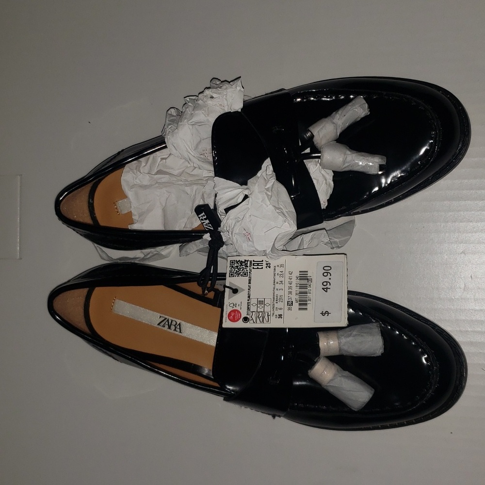 Girls loafers